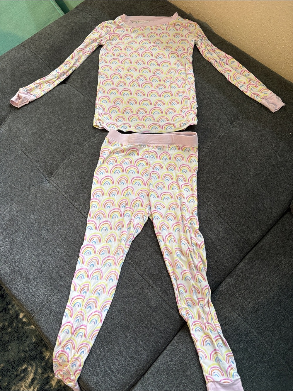 Little Sleepies rainbow pajama set - 3T